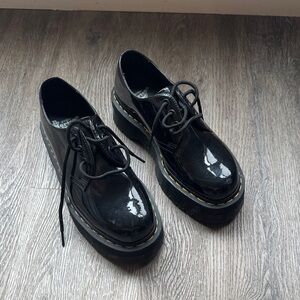 DR. MARTENS
